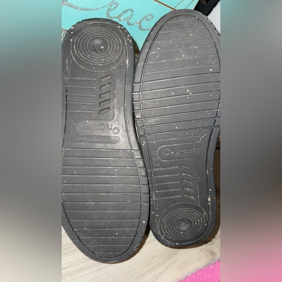 Concept Black and White Men's Sneakers - Picture 5 of 7